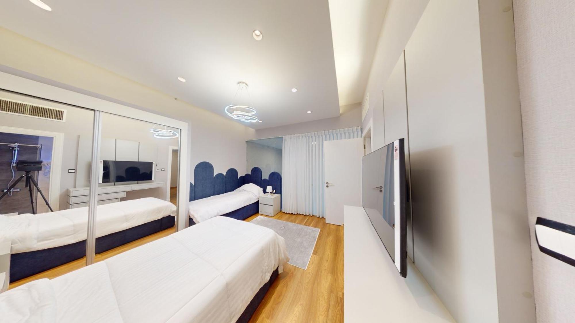 Al Fares Luxury Furnished Apartment-Damac Tower Eksteriør billede