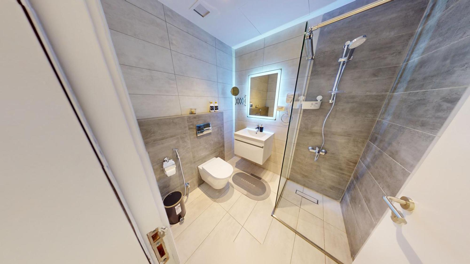 Al Fares Luxury Furnished Apartment-Damac Tower Eksteriør billede